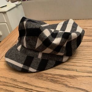 Burberry news boy hat